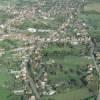Photos aériennes de "Village" - Photo réf. 45802 - Malgr la proximit avec Valenciennes, la commune a gard les charmes du village.
