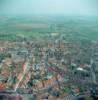 Photos aériennes de "UNESCO" - Photo réf. 47719 - Le lion de Flandre culmine  47 mtres du beffroi, et son carillon compte 50 cloches.