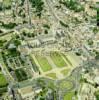 Photos aériennes de "église" - Photo réf. 50942 - L'glise Saint-Etienne est colle  l'Abbaye-aux-Hommes o se trouve l'Htel de Ville. Au premier plan: l'esplanade Louvel.