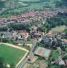 Photos aériennes de "église" - Photo réf. 54339 - La commune a conserv son glise du XVe sicle, au premier plan.