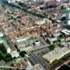 Photos aériennes de Lille (59000) | Nord, Nord-Pas-de-Calais, France - Photo réf. 58484 - Vers le centre, le rservoir d'eau industrielle de l'Arbonnoise.