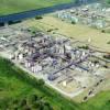 Photos aériennes de "petrole" - Photo réf. 61505 - L'usine ptrochimique.