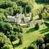 Photos aériennes de "châteaux" - Photo réf. 61700 - Le chteau remani au XIII sicle est une imposante forteresse.