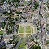 Photos aériennes de "église" - Photo réf. 62885 - L'glise Saint-Etienne de Caen (Calvados) et l'esplanade Louvel devant l'Abbaye-aux-Hommes des 11 et 13 sicles.