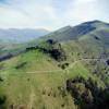 Photos aériennes de "Montagne" - Photo réf. 62110 - Une petite route  flanc de montagne.