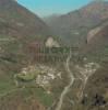 Photos aériennes de "Montagne" - Photo réf. A01602 - Au pied du Somport, village de la valle de l'Aspe.