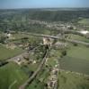 Photos aériennes de "village" - Photo réf. A03203 - Le Village est travers par l'autoroute A13.