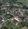 Photos aériennes de "église" - Photo réf. A03875 - Au centre du village, l'glise Saint-Jean.