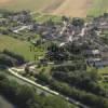 Photos aériennes de "village" - Photo réf. N001020 - En bordure de l'Yonne, les traces d'occupation de ce village remonte au nolithique.
