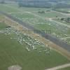 Photos aériennes de "pelerins" - Photo réf. N001417 - L'arodrome sert de base de rassemblement  des milliers de plerins.