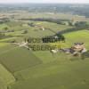 Photos aériennes de "champ" - Photo réf. N003127 - L'agriculture demeure l'activit principale de la commune.
