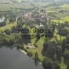 Photos aériennes de "village" - Photo réf. N003231 - Le chteau et son parc marquent l'entre du village.