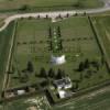 Photos aériennes de "mémorial" - Photo réf. N007673 - Il s'agit du seul cimetire polonais en France.Il se trouve  Grainville-Langannerie (Calvados) et 696 corps y reposent.