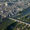 Photos aériennes de "Fleuve" - Photo réf. N013531 - Orlans fait partie des sites du Val de Loire inscrits au Patrimoine Mondial de l'UNESCO.