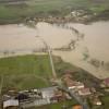 Photos aériennes - Incendies, inondations, tempêtes - Photo réf. T072617 - Les inondations  Herbviller (Meurthe-et-Moselle) en 2004.