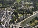 Photos aériennes de "châteaux" - Photo réf. T035439 - La vaste forteresse, construite au 11 sicle, fut rebtie par Olivier de Clisson au 14 sicle.