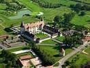 Photos aériennes de "golf" - Photo réf. T049366 - Le chteau de Chailly s'ouvre sur le golf.