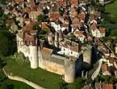 Photos aériennes de "châteaux" - Photo réf. T049401 - Le chteau de Chteauneuf (Cte-d'Or) tel qu'on le connait aujourd'hui date du 14 sicle.