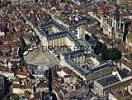 Photos aériennes de "Bourgogne" - Photo réf. T049743 - La place de la Libration et la mairie installe dans le Palais des Ducs de Bourgogne. La tour Philippe Le Bon domine la ville.