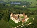 Photos aériennes de "châteaux" - Photo réf. T053573 - Le Chteau de Brandon  Saint-Pierre-de-Varennes (Sane-et-Loire), ouvert  la visite, ancienne place forte du systme de dfense du duch de Bourgogne, est class monument historique.