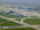 Photos aériennes de "aerodrome" - Photo réf. T082335 - Vue gnrale sur les parkings avion de l'aroport d'Orly.