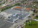Photos aériennes de "zone" - Photo réf. T076190 - Une usine automobile PSA est installe sur la commune.