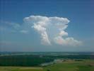 Photos aériennes de Indéterminée (Moselle) (57) | Moselle, Lorraine, France - Photo réf. T090681 - Le mme nuage que sur la photo T090681  16h58, soit 11 minutes plus tard. La forme de cumulo-nimbus se dessine.