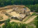 Photos aériennes de "Chateau" - Photo réf. U091620 - Le chantier mdival du chteau de Gudelon  Treigny (Yonne) a dbut en 1998.