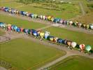 Photos aériennes de "montgolfière" - Photo réf. U091642 - Record Mondial de dcollage en ligne : 329 montgolfires le Dimanche 26 Juillet 2009.