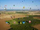 Photos aériennes de "montgolfière" - Photo réf. U091688 - Dimanche 26-07-2009 : Vol du Record du Monde de Dcollage en Ligne : 329 Montgolfires.