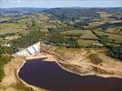 Photos aériennes de "vide" - Photo réf. E125147 - Le lac de Pannecire est vid tous les 10 ans pour effectuer des travaux d'entretien sur le barrage.