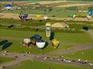 Photos aériennes de "LMAB" - Photo réf. E128507 - Lorraine Mondial Air Ballons 2013 : Vol du Mercredi 31 Juillet le soir lors du Record Mondial de Dcollage en Masse. (Greatest Mass Ascent)