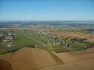 Photos aériennes de "montgolfière" - Photo réf. E128575 - Lorraine Mondial Air Ballons 2013 : Vol du Jeudi 1 Aot le matin lors du Record Mondial de Dcollage en Ligne. (The Great Line, In-line Mass Ascent)