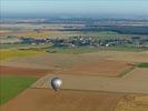 Photos aériennes de "montgolfière" - Photo réf. E128628 - Lorraine Mondial Air Ballons 2013 : Vol du Jeudi 1 Aot le matin lors du Record Mondial de Dcollage en Ligne. (The Great Line, In-line Mass Ascent)