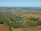 Photos aériennes de "Air" - Photo réf. E128650 - Lorraine Mondial Air Ballons 2013 : Vol du Jeudi 1 Aot le matin lors du Record Mondial de Dcollage en Ligne. (The Great Line, In-line Mass Ascent)