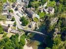 Photos aériennes de "Village" - Photo réf. E133912 - Village mdival nich dans les Gorges du Tarn