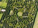 Photos aériennes de "zoologique" - Photo réf. E134013 - Le parc zoologique de Thoiry : Le labyrinthe