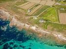 Photos aériennes de "Bretagne" - Photo réf. E145427 - Les eaux turquoises de la Bretagne rappellent les eaux d'Outre-Mer.
