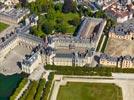 Photos aériennes de "Chateau" - Photo réf. E151022 - Fontainebleau et son Chteau Royal class avec son Parc au Patrimoine mondial de l'UNESCO