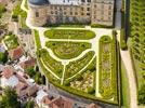 Photos aériennes de "jardins" - Photo réf. E153030 - Le Chteau de Hautefort et ses jardins  la Franaise