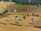 Photos aériennes de "montgolfière" - Photo réf. E157803 - Lorraine Mondial Air Ballons 2015 : Vol du Dimanche 26 Juillet le matin lors du Record Mondial de Dcollage en Ligne. (The Great Line, In-line Mass Ascent)