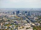 Photos aériennes de "paris," - Photo réf. E161474 - En arrire-plan, le Quartier d'Affaires de Paris La Dfense