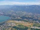 Photos aériennes de "aeroport" - Photo réf. E164697 - L'Aroport de Chambry - Savoie