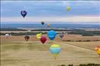 Photos aériennes - Mondial Air Ballons 2017 - Photo réf. E166034 - Mondial Air Ballons 2017 : Vol du Samedi 22 Juillet le soir.