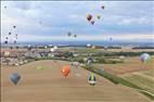 Photos aériennes - Mondial Air Ballons 2017 - Photo réf. E166051 - Mondial Air Ballons 2017 : Vol du Samedi 22 Juillet le soir.