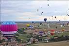 Photos aériennes - Mondial Air Ballons 2017 - Photo réf. E166077 - Mondial Air Ballons 2017 : Vol du Samedi 22 Juillet le soir.