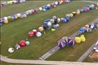 Photos aériennes - Mondial Air Ballons 2017 - Photo réf. E166156 - Mondial Air Ballons 2017 : Vol du Vendredi 28 Juillet le matin : Record du monde de dcollage en ligne, 456 montgolfires !