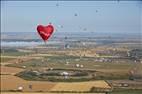 Photos aériennes de "Grand" - Photo réf. E172952 - Grand Est Mondial Air Ballons 2019 : Grande Ligne du lundi 29 Juillet au matin.