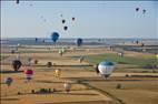 Photos aériennes de Chambley-Bussières (54890) | Meurthe-et-Moselle, Lorraine, France - Photo réf. E172982 - Grand Est Mondial Air Ballons 2019 : Grande Ligne du lundi 29 Juillet au matin.