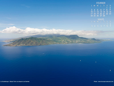 La Guadeloupe - Basse-Terre vue depuis Les Saintes